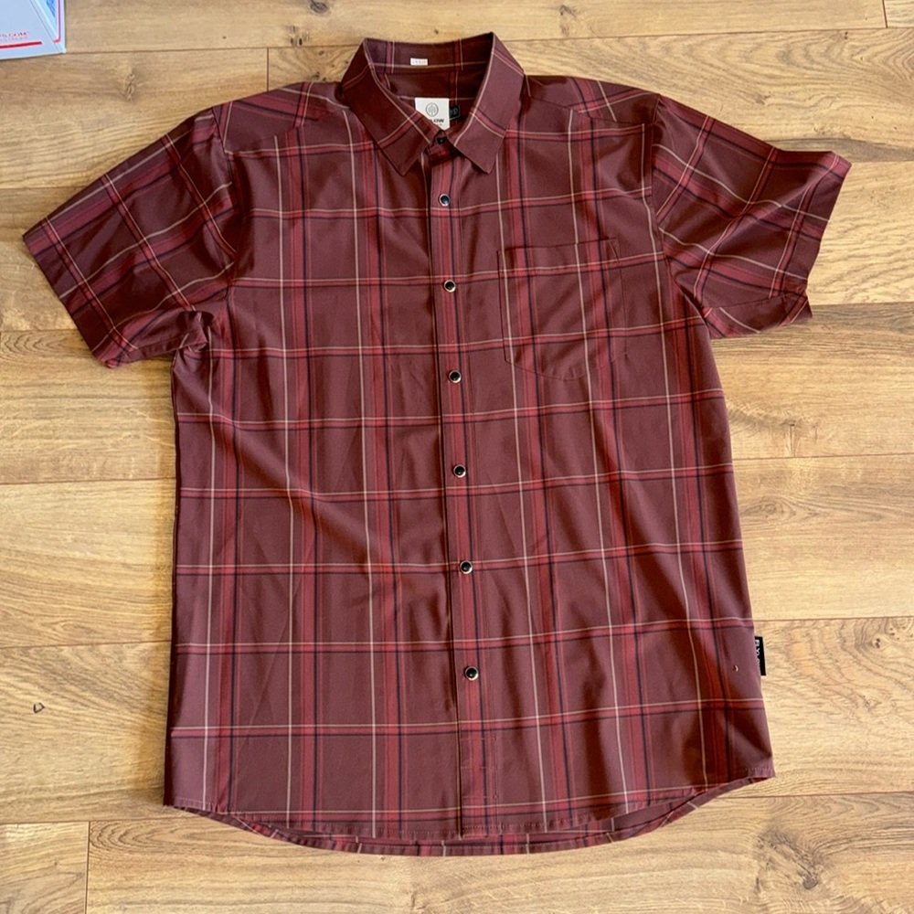 Men’s FLYLOW button down shirt size large